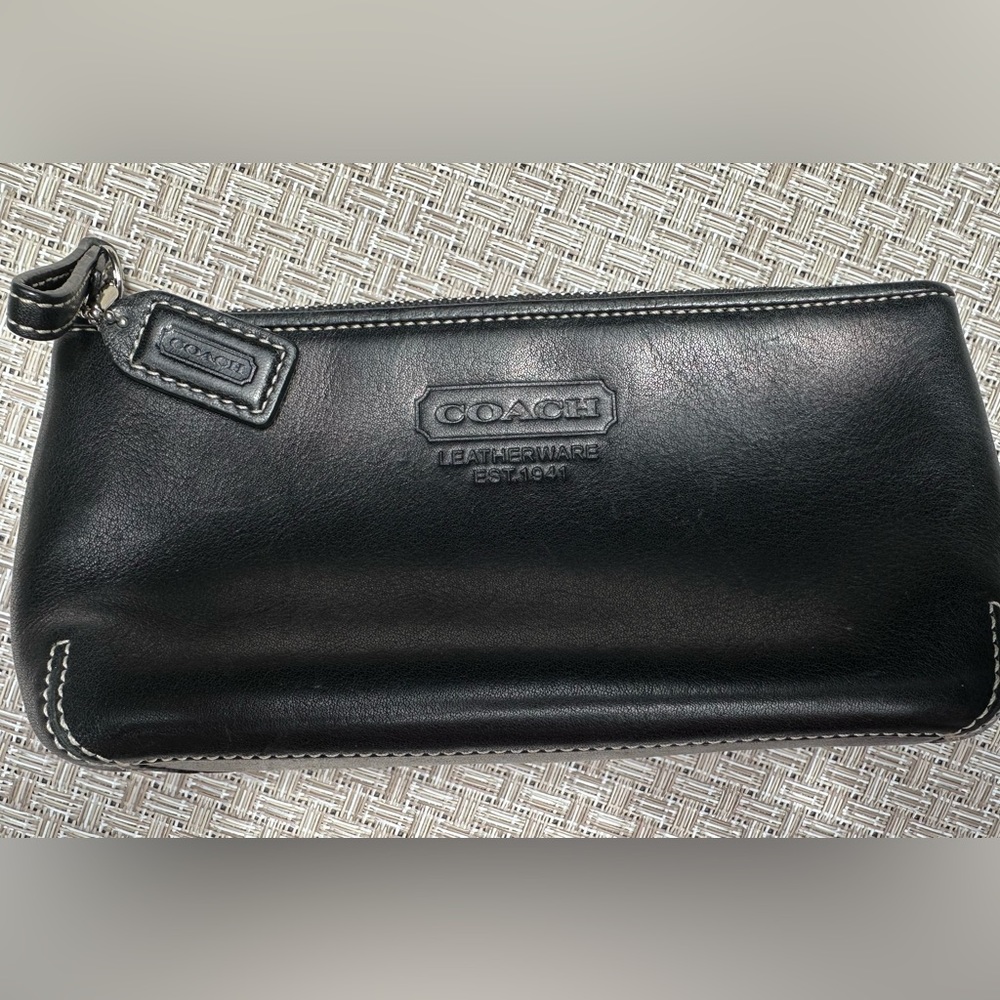 Coach make-up pouch